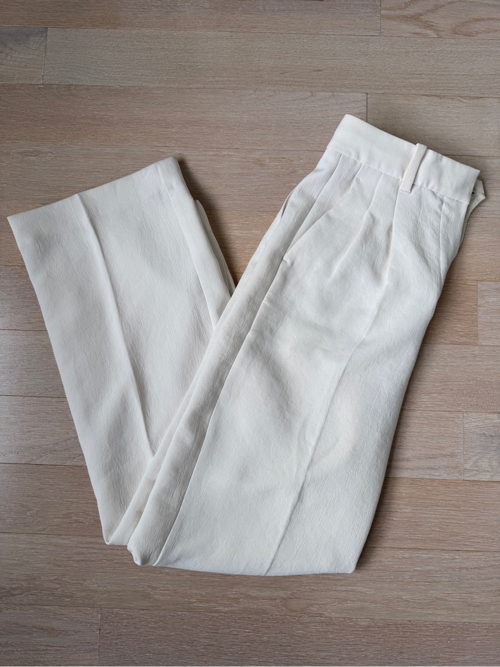 Aritzia Effortless Cream Pants Size 0